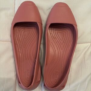 Pink Crocs flats women’s size 8